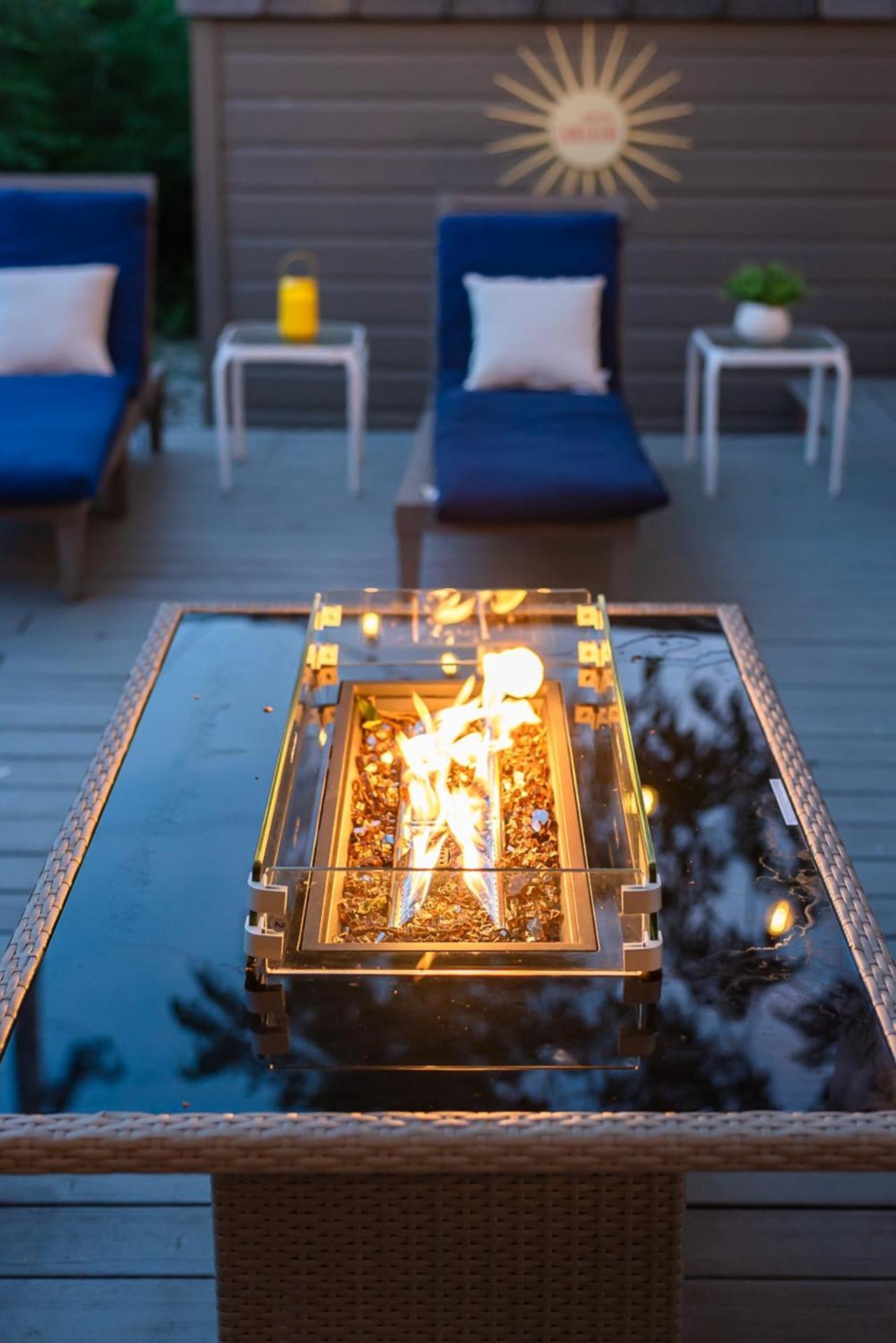 Serene Pool & Firepit In Stunning Home By Airport San Antonio Kültér fotó